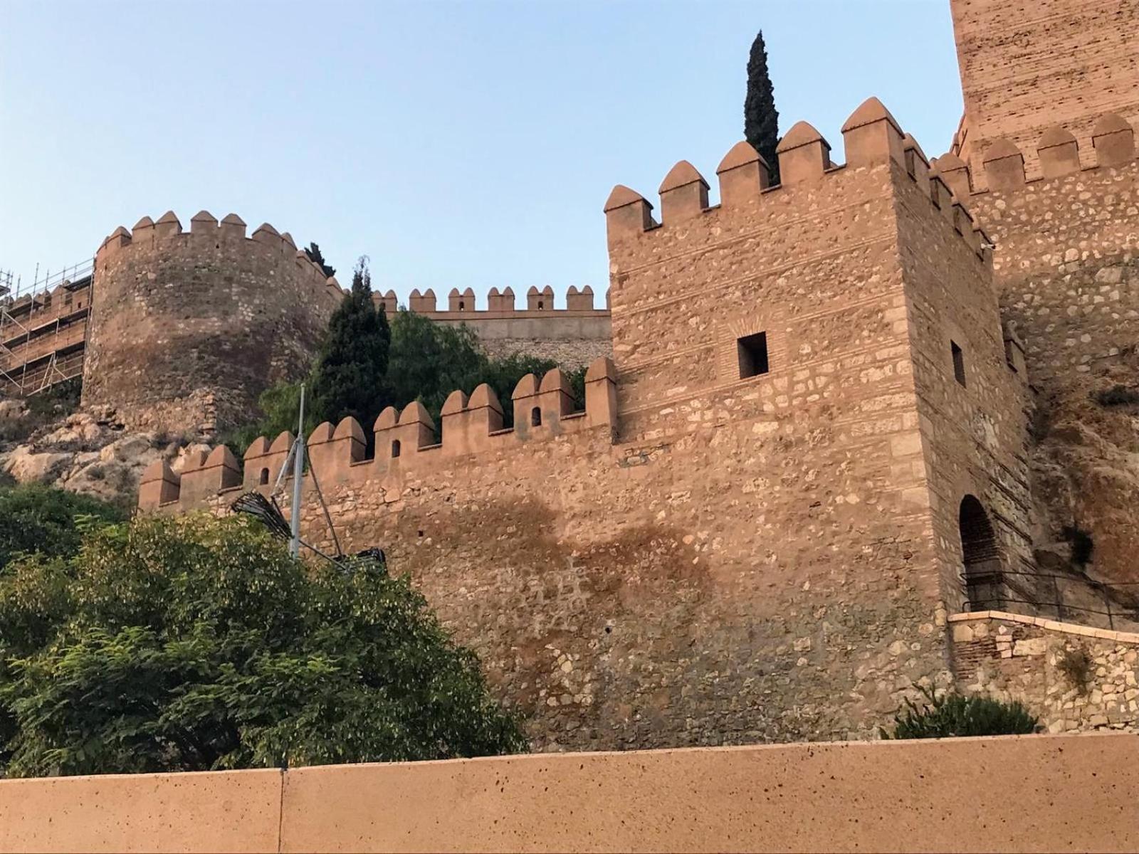 Casita La Paloma Bonita Del Pescador Hasta 5 Personas En El Casco Antiguo La Medina Centro Almeria Bajo Alcazaba Terraza Buena Vista Parking Privado Y Sabanas En Opcion Exterior foto